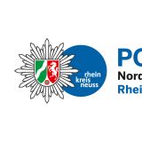 Logo KPB Rhein-Kreis Neuss. Links Polizeistern. Daneben ein blauer Kreis mit den Worten Rhein-Kreis Neuss. Rechts daneben steht Polizei NRW. 