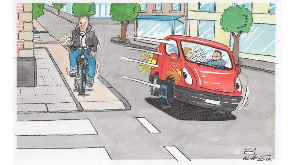 Ablenkung im Straßenverkehr. Ein Mann fährt mit seinem Fahrrad und schaut dabei auf sein Handy. Ein Auto fährt an ihm vorbei. Das Bild ist als Cartoon gestaltet. 