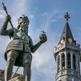 Karlsbrunnen, Aachener Rathaus 